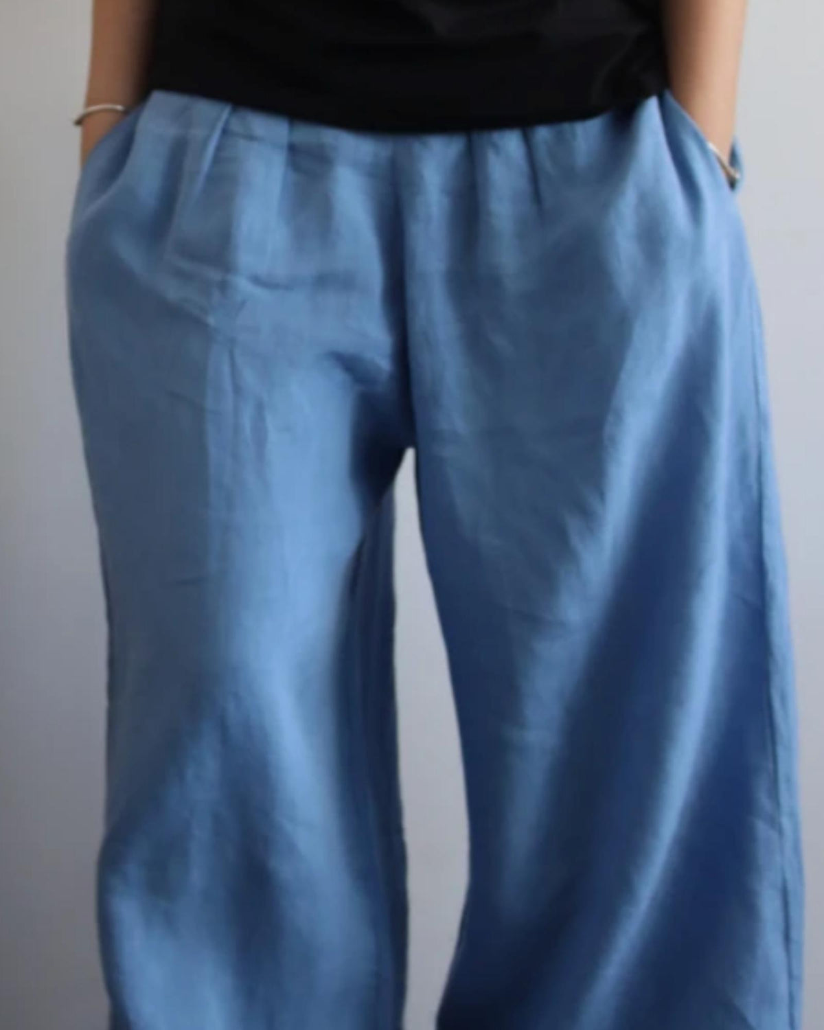 Birnam Pants in Linen, Alaskan Blue